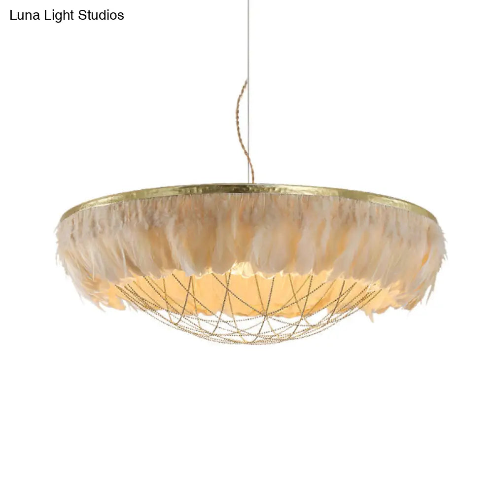 Lámpara de techo metálica moderna con forma de cúpula: Lámpara de techo dorada de 2 bombillas con decoración de plumas - Blanco, Gris, Rosa