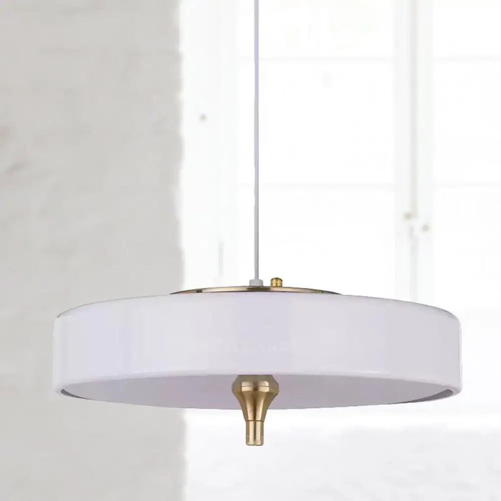 Lámpara de techo moderna tipo tambor, de metal azul claro, blanco y negro, con 3 luces, ideal para comedor.