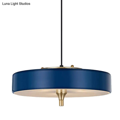 Lámpara de techo moderna tipo tambor, de metal azul claro, blanco y negro, con 3 luces, ideal para comedor.