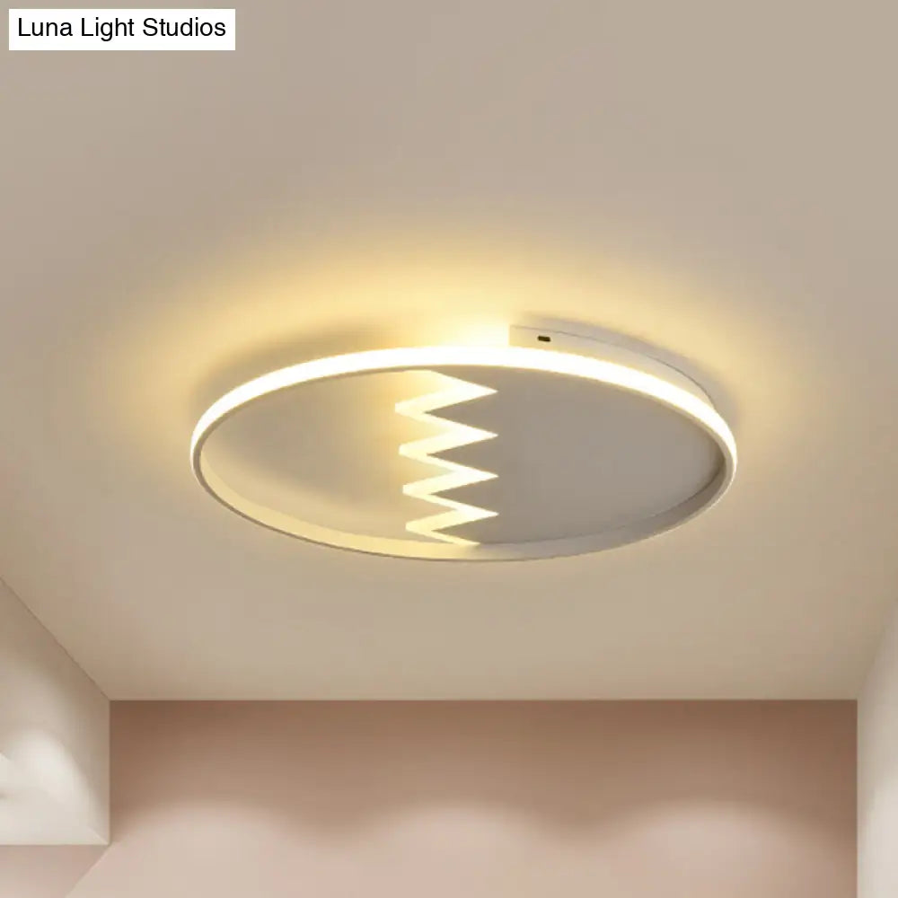 DecorBites™ DecorBites™ Modern Eggshell Ceiling Mount Light: Stylish Metal Lamp for Child Bedroom
