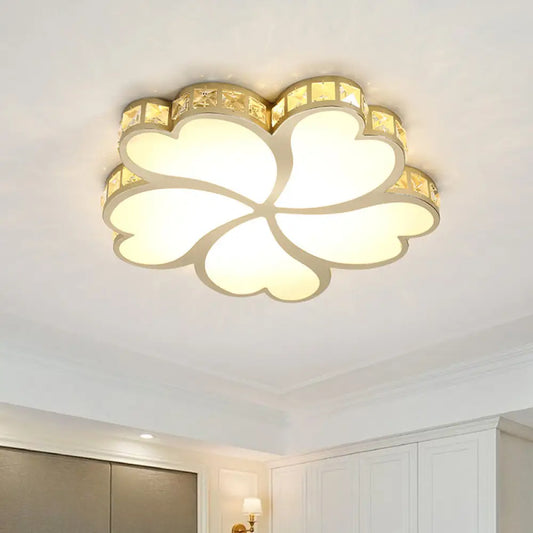 DecorBites™ DecorBites™ Modern Floral LED Gold Ceiling Light for Sleeping Room with Crystal Flush Mount