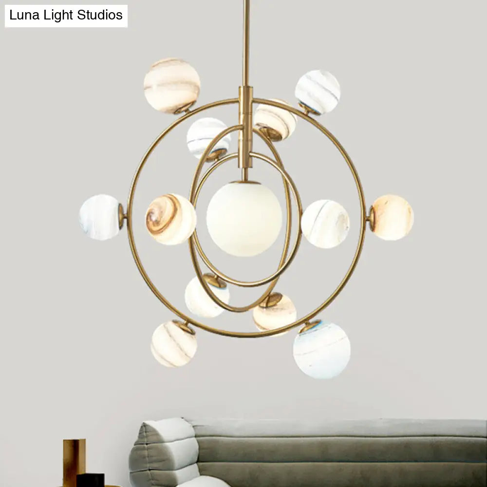 Lámpara de araña moderna Gold Orbit - Lámpara colgante de metal de 13 luces con pantalla de cristal