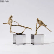 Modern golden parrot bird statue with crystal base decorbites copper bird figurines for living room decor