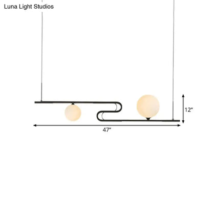 ثريا ديكوربايتس™ الحديثة المعلقة المصنوعة من الزجاج الحليبي وتصميم الخطوط القابلة للطي باللون الأسود لجزيرة قاعة الطعام - سيمبليسيتي مودو