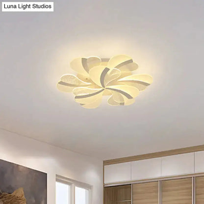 DecorBites™ DecorBites™ Modern Heart-Shaped LED Ceiling Lamp - Acrylic, Flush Mount Light for Living Room with 5/9/15 Warm/White Lights