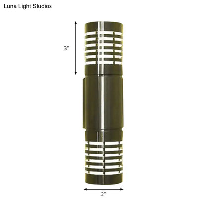 Modern hollow design silver led wall mounted outdoor sconce with dark olive green body and polished chrome slats