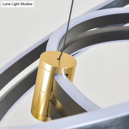 Modern LED Acrylic Chandelier in Gold and Black Circle Design - Perfect for Dining Room