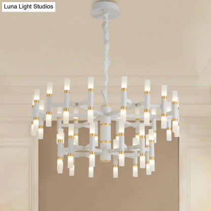 Lámpara de techo LED moderna para dormitorio - 24/36/60 luces, pantalla tubular de hierro, colgante blanco/negro