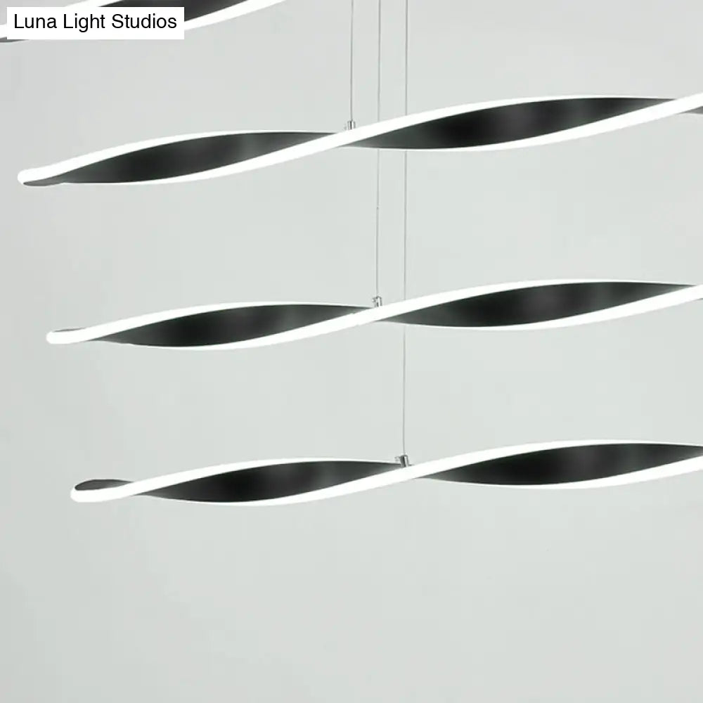 Lámpara colgante moderna LED negra en espiral para comedor