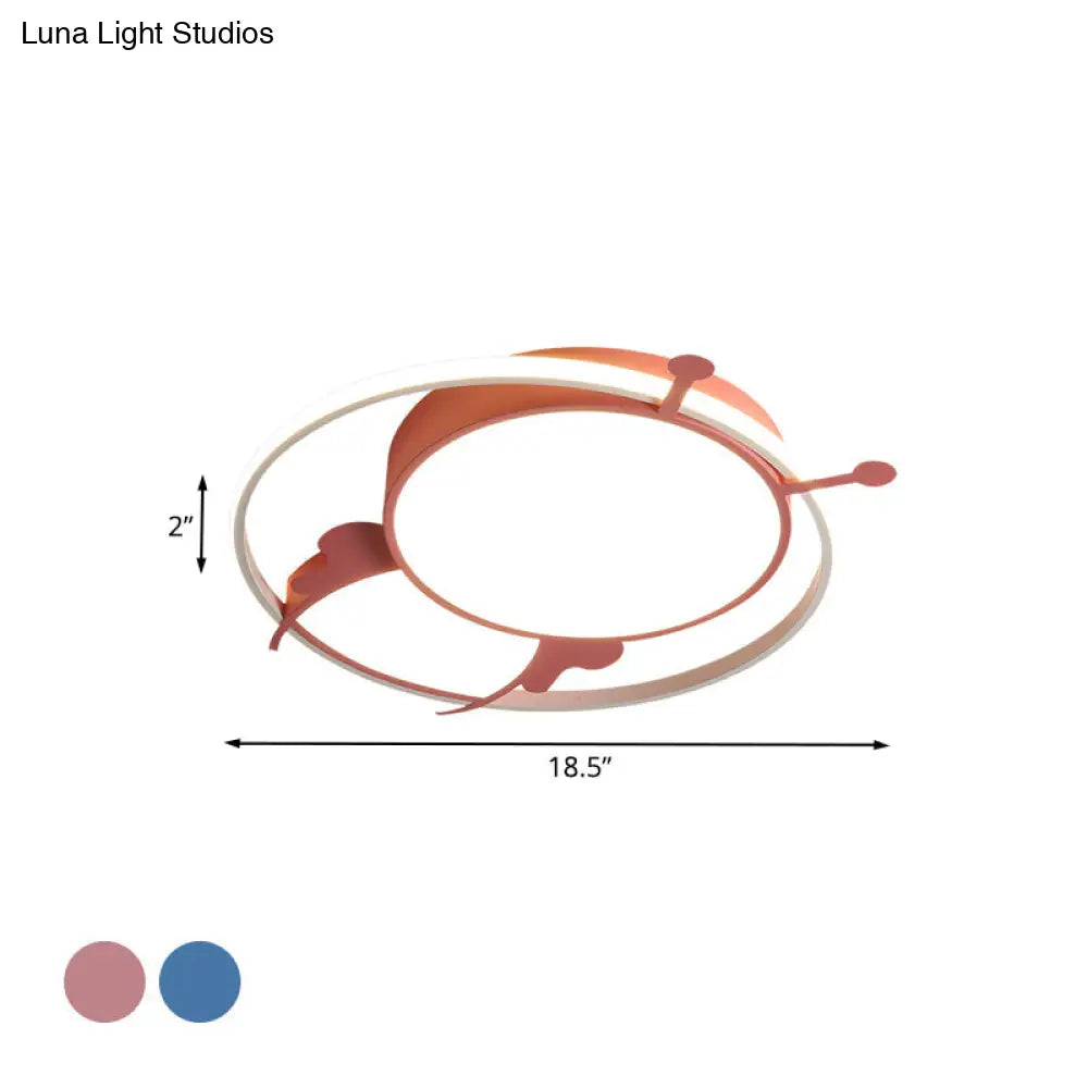 ديكوربايتس™ مصباح سقف LED عصري من ديكوربايتس™: تصميم نحلة باللونين الوردي والأزرق لغرفة النوم