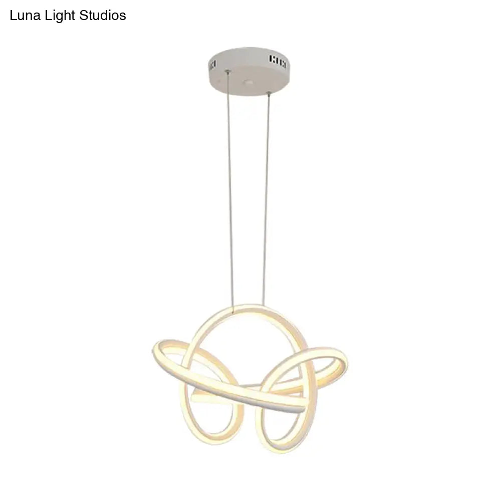 Lámpara de araña LED moderna: Diseño elegante y curvo, acrílico, luz colgante blanca/café para sala de estar