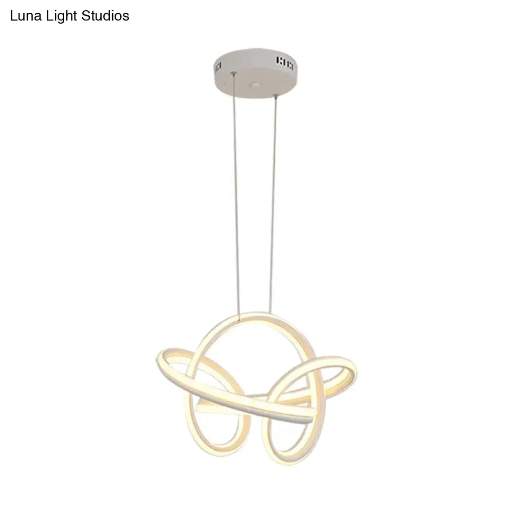 Lámpara de araña LED moderna: Diseño elegante y curvo, acrílico, luz colgante blanca/café para sala de estar