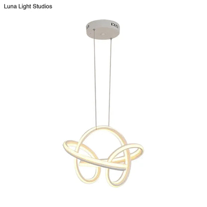 Lámpara de araña LED moderna: Diseño elegante y curvo, acrílico, luz colgante blanca/café para sala de estar