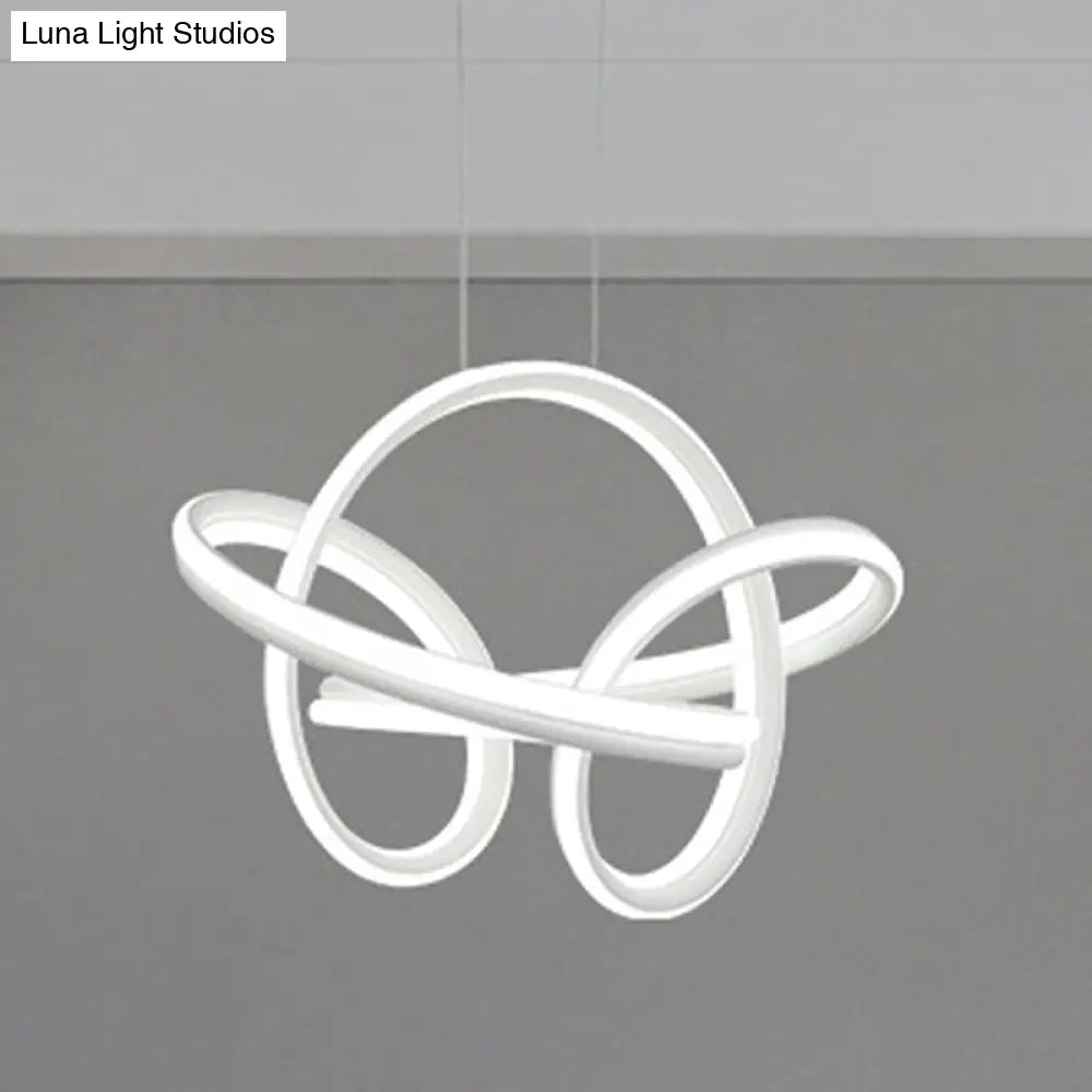 Lámpara de araña LED moderna: Diseño elegante y curvo, acrílico, luz colgante blanca/café para sala de estar