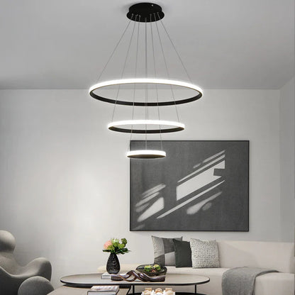 Modern LED Pendant Lamp in Black - Chandelier