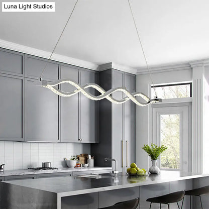 Lámpara de techo colgante moderna LED plateada con forma de espiral de cristal - Iluminación para comedor