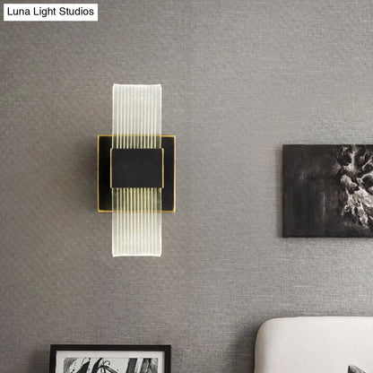 DecorBites™ DecorBites™ Modern LED Wall Sconce Light: Metal Square Design, Black Finish, Ideal for Living Room