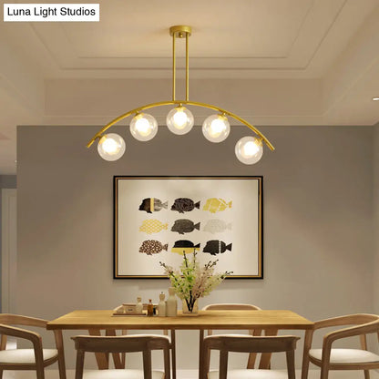 Lámpara de techo colgante moderna de arco metálico con pantallas de bolas de cristal - 5/7/9 luces