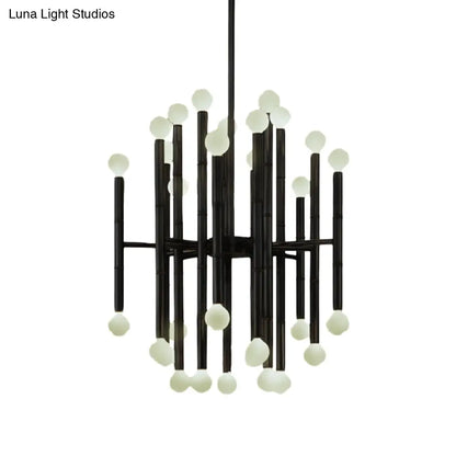 Lámpara de araña moderna de metal con forma de flauta - 30 luces - Negro/Plata/Oro - Perfecta para la sala de estar