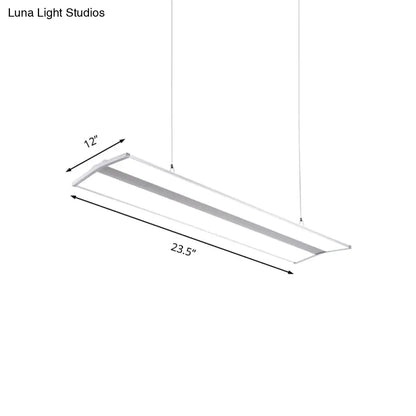 مصباح معلق معدني عصري LED، مصباح سقف مستطيل الشكل باللون الفضي مع موزع أكريليك أبيض - عرض 23.5 بوصة/47 بوصة