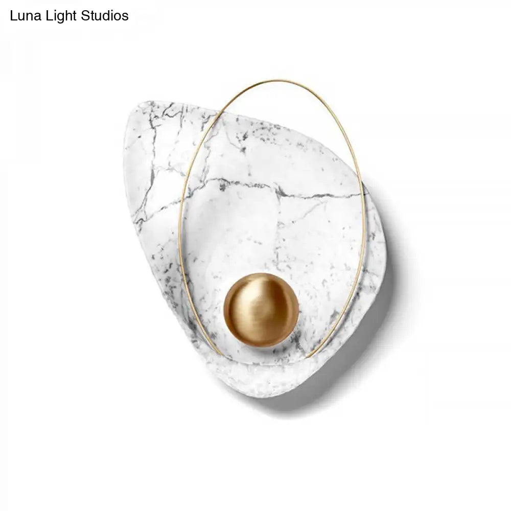 DecorBites™ DecorBites™ Modern Metal LED Wall Lamp: Resin Shell Shape, Single Head, White/Black Light