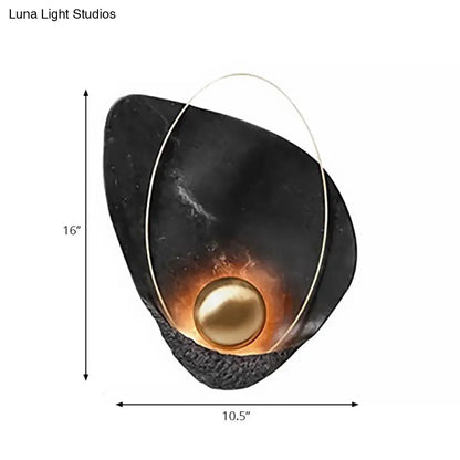 DecorBites™ DecorBites™ Modern Metal LED Wall Lamp: Resin Shell Shape, Single Head, White/Black Light