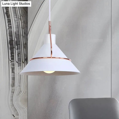 Modern Metal Pendant Lamp - Minimalist Conical Design - 1 Light - White/Black