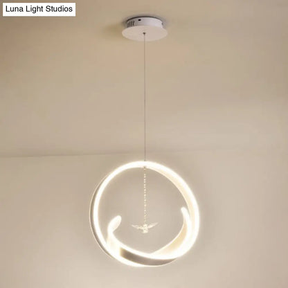 Modern Metallic LED Chandelier: Art Deco Loop Pendant Light for Dining Room