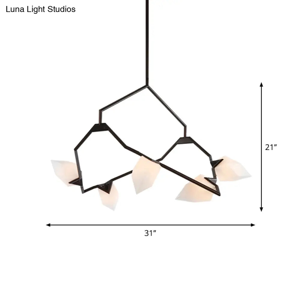 مصباح معلق على السقف بتصميم فرع شجرة من زجاج الحليب الحديث من DecorBites™، أسود/ذهبي، مع 5/8 لمبة لغرفة الطعام