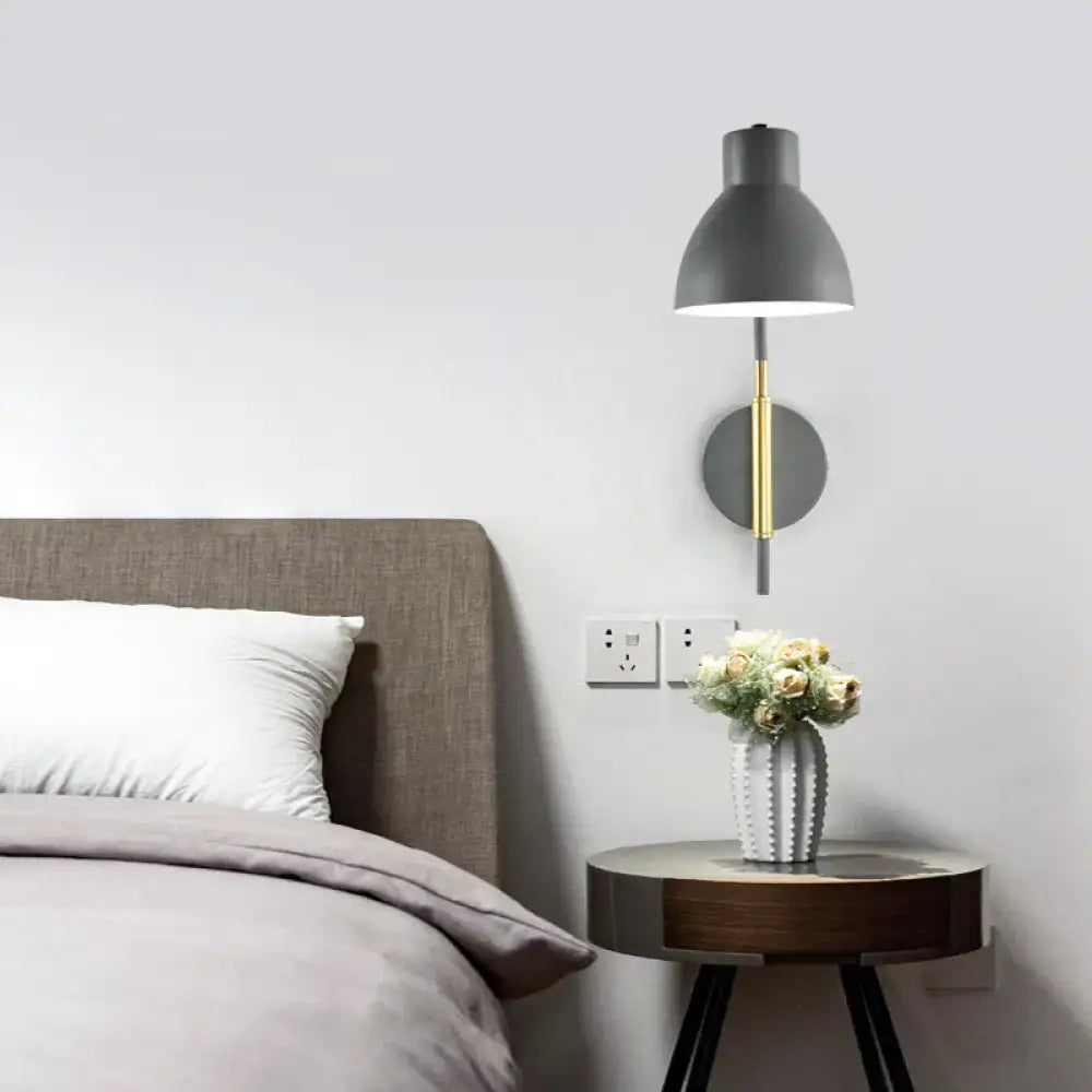 Modern minimalist gray e27 bulb wall sconce with gold accent rod and circular base for bedroom lighting