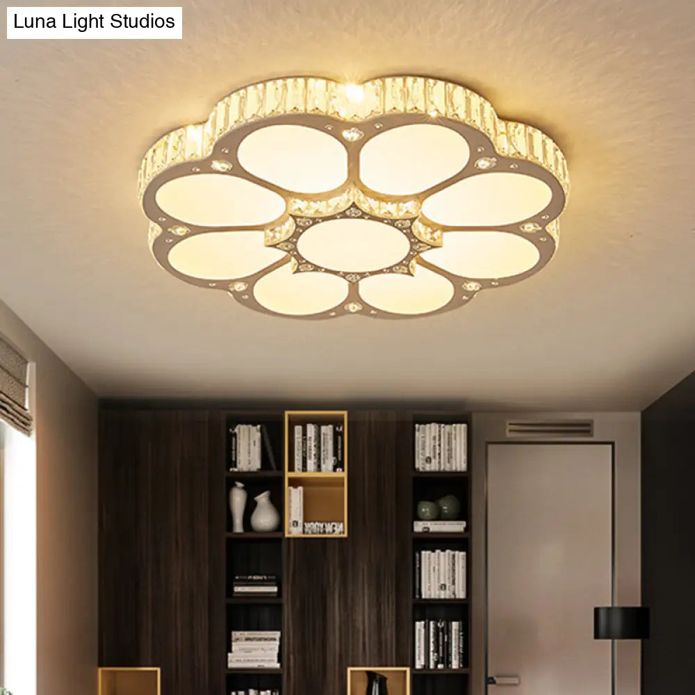 Lámpara de techo LED empotrada DecorBites™ Modern Petal Crystal en blanco - 19.5"/23.5"/31.5" - para dormitorio