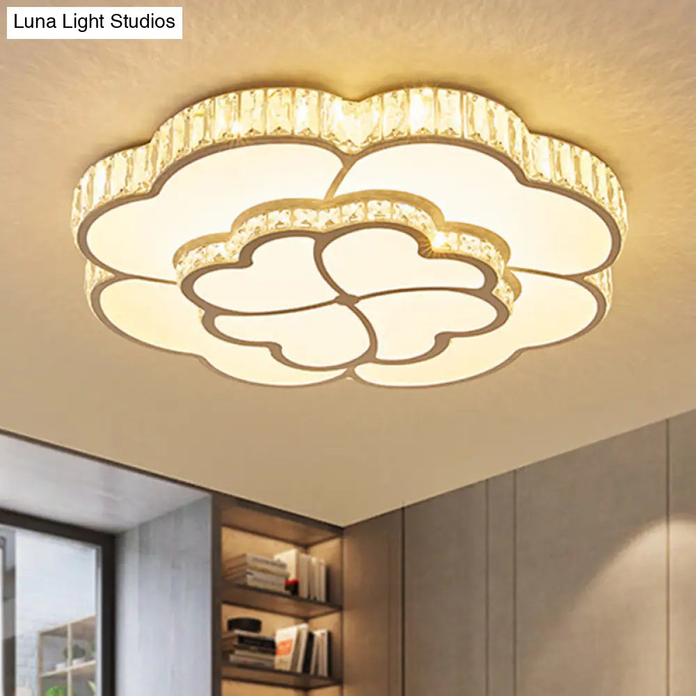 Lámpara de techo LED empotrada DecorBites™ Modern Petal Crystal en blanco - 19.5"/23.5"/31.5" - para dormitorio