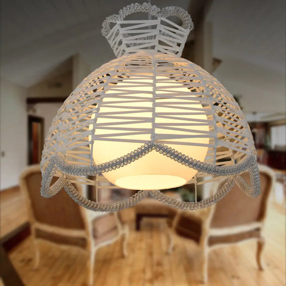 Modern Rattan Scalloped Pendant Lamp - White