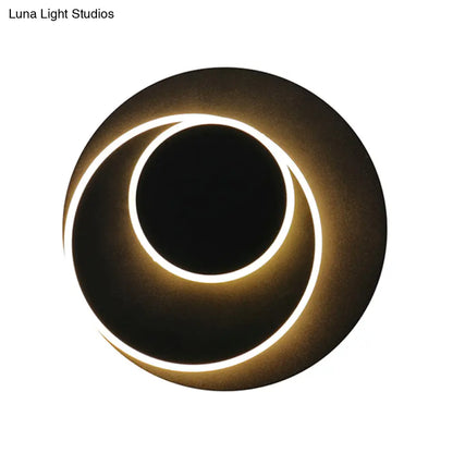 DecorBites™ DecorBites™ Modern Rotatable LED Wall Sconce – Simple Style, Metallic Finish, Warm/White Lighting – Perfect Bedside Lighting Solution