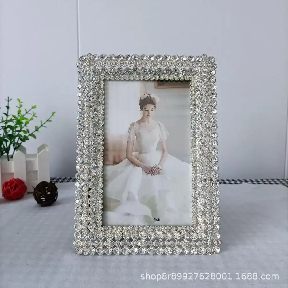 Modern silver rhinestone metal picture frame with sparkling clear rhinestones for bedroom decor use