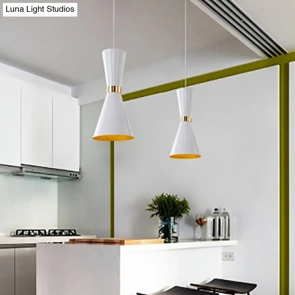 Modern Tapered Pendant Ceiling Lamp in Black/White - Metal, 1 Bulb Suspension Lighting