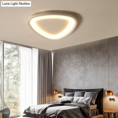 DecorBites™ DecorBites™ Modern Triangle Ceiling Mount Light - 18"/23.5" W - Stylish Metal LED - Flush Lighting - Warm/White - Remote Control - Dimmable