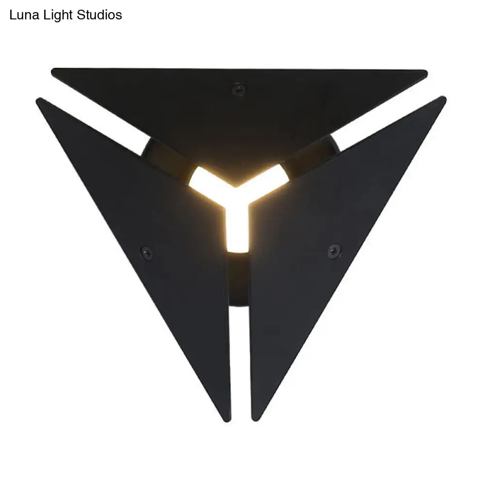 DecorBites™ DecorBites™ Modern Triangle Metal Wall Sconce Light in Gold/Black/White - Warm/White LED - Ideal for Corridor