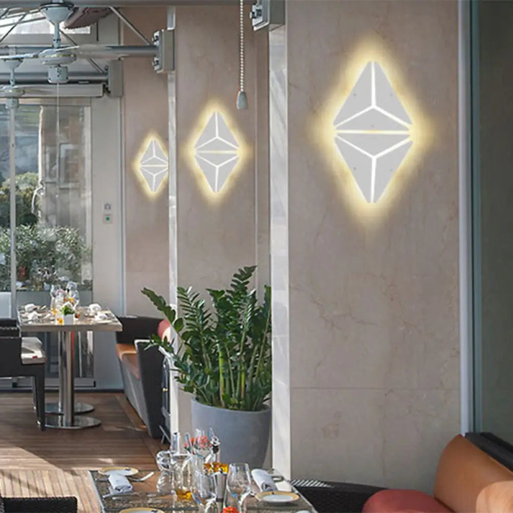 DecorBites™ DecorBites™ Modern Triangle Metal Wall Sconce Light in Gold/Black/White - Warm/White LED - Ideal for Corridor