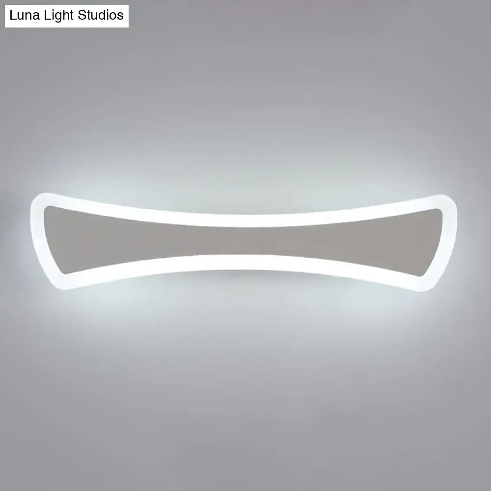 Modern white acrylic wall sconce lighting with sleek curved design suitable for 220v-240v 110v-120v bathroom use