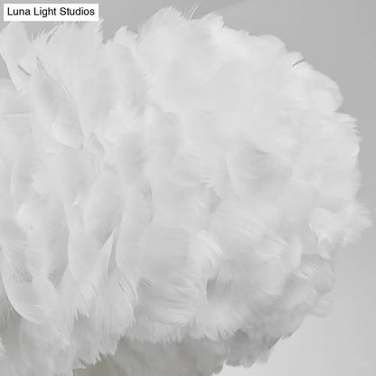 Lámpara colgante moderna de plumas blancas para dormitorio