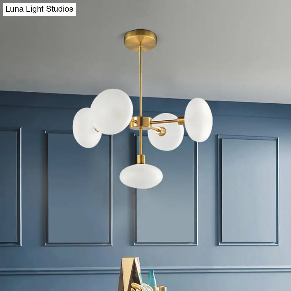 Lámpara de techo circular moderna de cristal blanco con detalles dorados - 5 luces