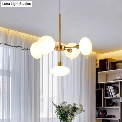 Lámpara de techo circular moderna de cristal blanco con detalles dorados - 5 luces