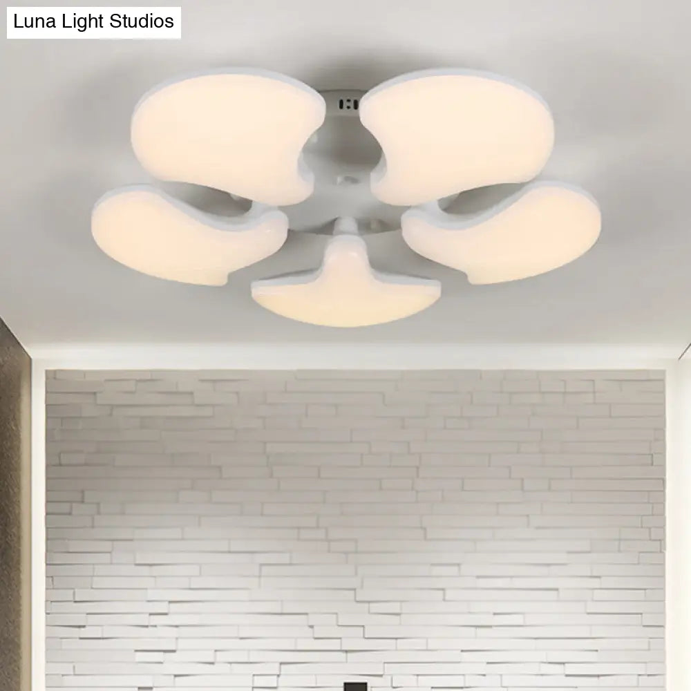 DecorBites™ DecorBites™ Modern White LED Ceiling Mounted Fixture with 3/5 Heads, Shell Acrylic Shade - 23.5"/27.5" Wide