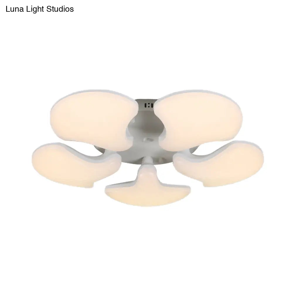 DecorBites™ DecorBites™ Modern White LED Ceiling Mounted Fixture with 3/5 Heads, Shell Acrylic Shade - 23.5"/27.5" Wide