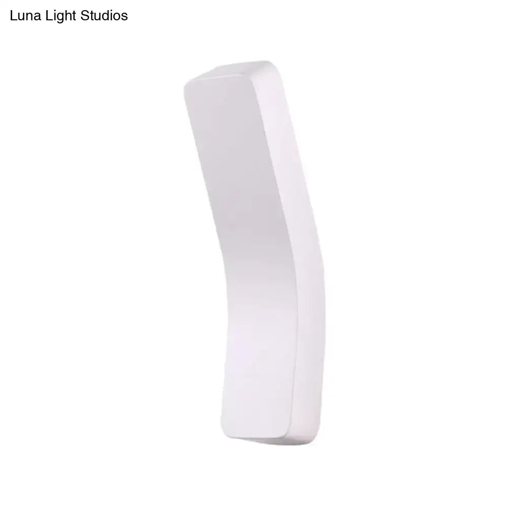 Modern white minimalist led wall light with smooth curved design 110v-120v wall lamp for corridor warm white light