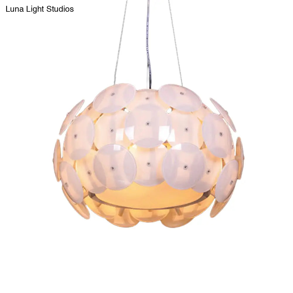 Lámpara colgante moderna blanca de cuatro luces para dormitorio con pantalla cilíndrica acrílica