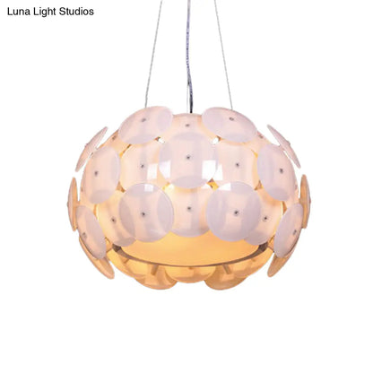 Lámpara colgante moderna blanca de cuatro luces para dormitorio con pantalla cilíndrica acrílica