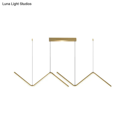 مصباح معلق معدني عصري متعرج من DecorBites™ - مصباح جزيرة LED أسود/ذهبي بإضاءة دافئة/بيضاء لغرفة الطعام