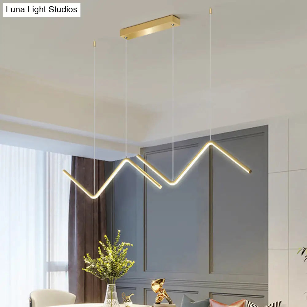 مصباح معلق معدني عصري متعرج من DecorBites™ - مصباح جزيرة LED أسود/ذهبي بإضاءة دافئة/بيضاء لغرفة الطعام